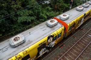 阪神電鉄8000系 8211F 屋根（2025年10月撮影）