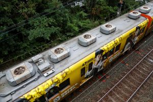 阪神電鉄8000系 8211F 屋根（2025年10月撮影）
