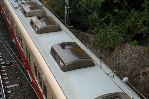 阪神電鉄8000系 8225F 屋根（2025年10月撮影）