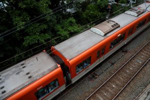 阪神電鉄9300系 9501F 屋根 (2025年5月撮影)