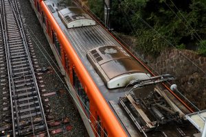 阪神電鉄9300系 9503F 屋根 (2025年10月撮影)