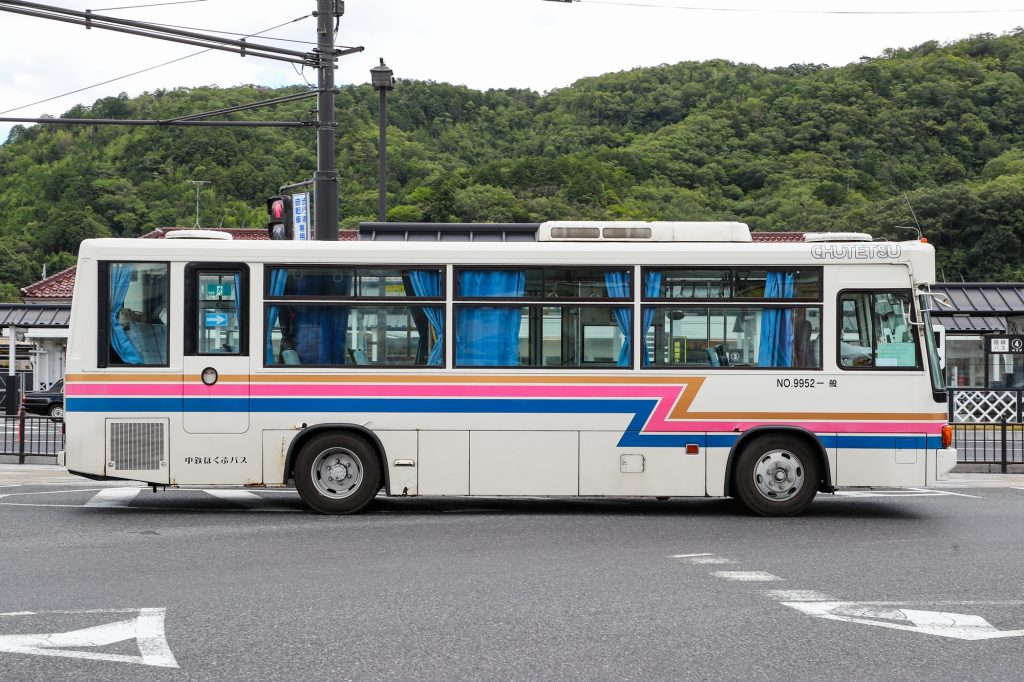 中鉄北部バス ジャーニーK(KC-LR333J改・元京王バス)