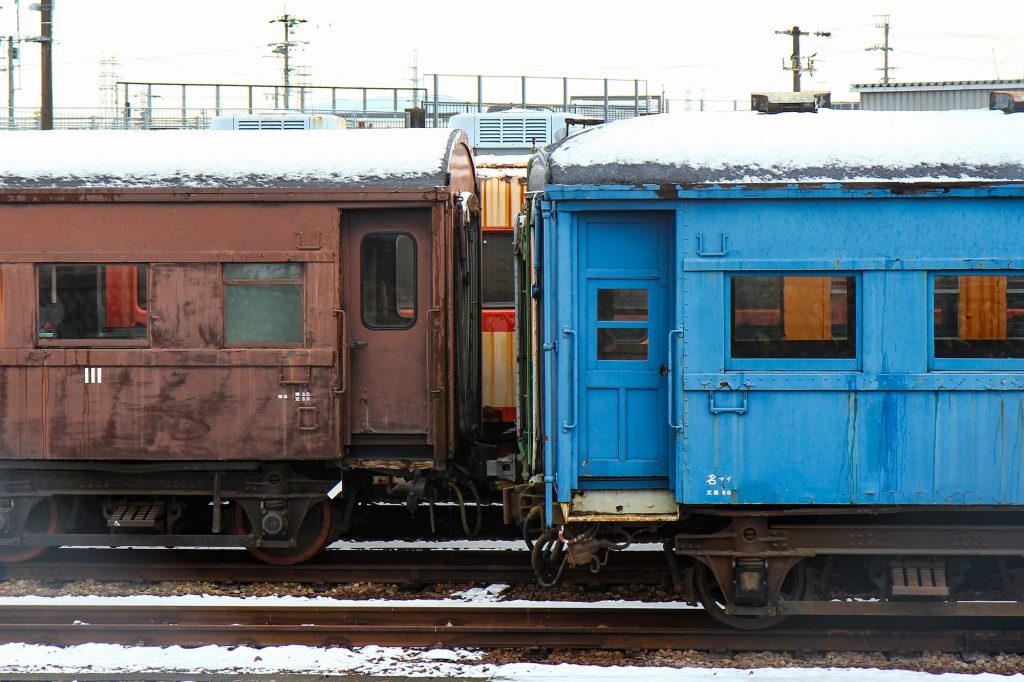オハ35 2329 美濃太田車両区で留置 2013-02-13