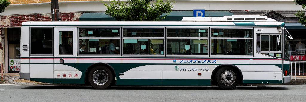 三重交通 三菱ふそう エアロスター ノンステップ(KC-MP747K) 非公式側面