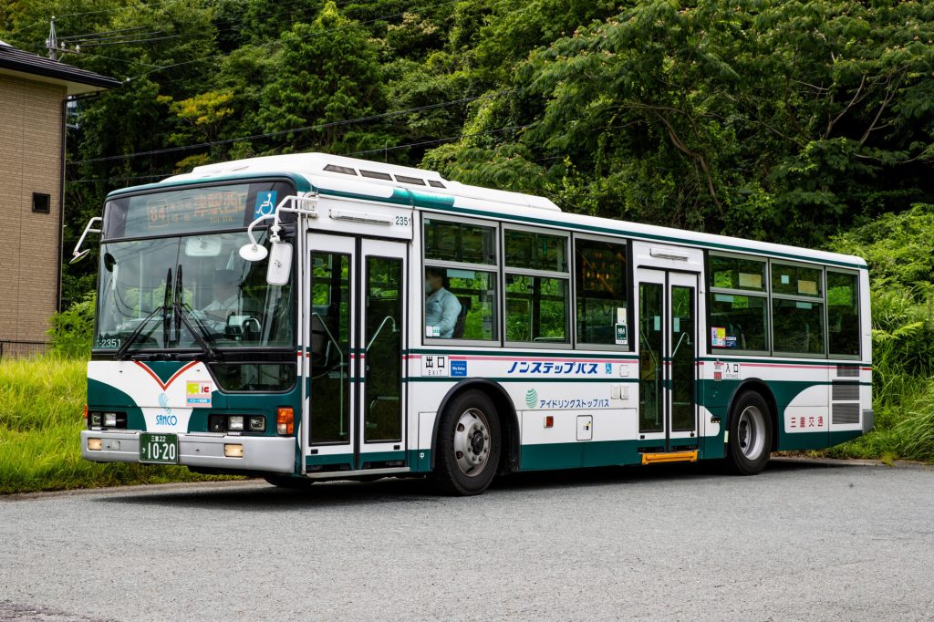 三重交通 三菱ふそう エアロスター ノンステップ(KC-MP747K)