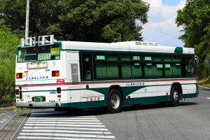 三重交通 いすゞ・キュービック ノンステップ(KC-LV832L) 非公式側面