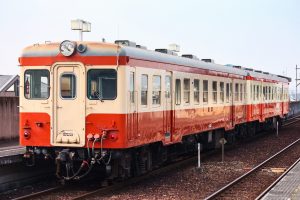 水島臨海鉄道キハ20 キハ203 弥生駅にて