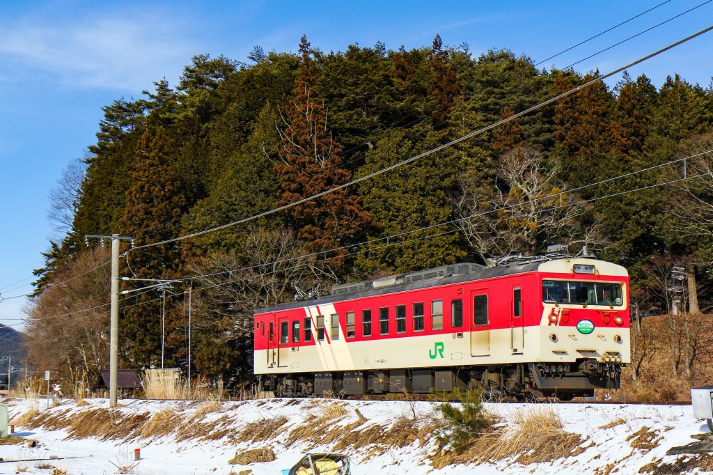 JR東日本・松本車両センター クモハ123-1 「ミニエコー」 小野→信濃川島にて