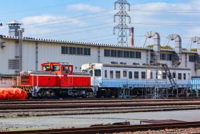 水島臨海鉄道 キハ20 513 (部品取り車) 倉敷貨物ターミナル駅にて