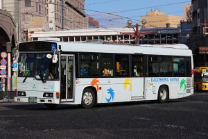 鹿児島交通 日野 レインボーHR(KL-HR1JNEE 鹿児島200 か 2050･元東京都交通局) 2025年1月撮影。