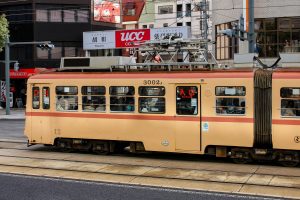 広島電鉄3000形 3002A 1号線 胡町付近にて