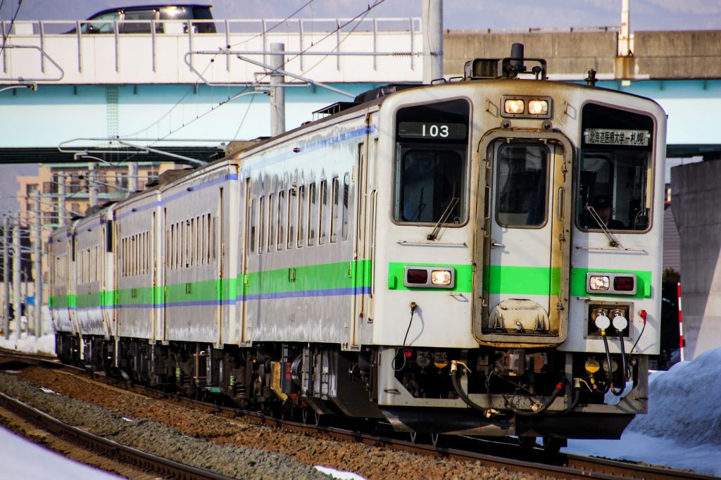 JR北海道 キハ143 103 札沼線(学園都市線) 541D 太平→百合が原 2012年3月